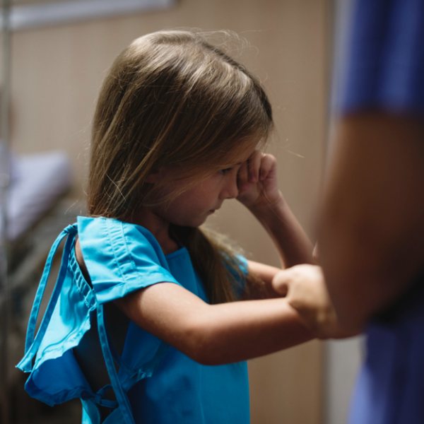 Enfermera pediátrica: el reto de distinguir el dolor, el miedo y la ansiedad en niños