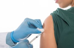 Arranca la campa&ntilde;a de vacunaci&oacute;n frente a la gripe y la COVID-19